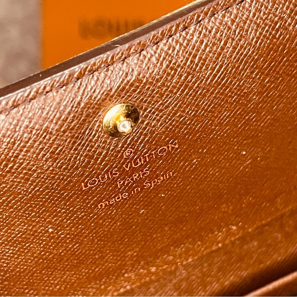 LOUIS VUITTON Tresor Wallet in Damier Ebene - Picture 10 of 16